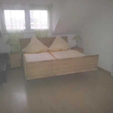 Easy-bedsit 4 *